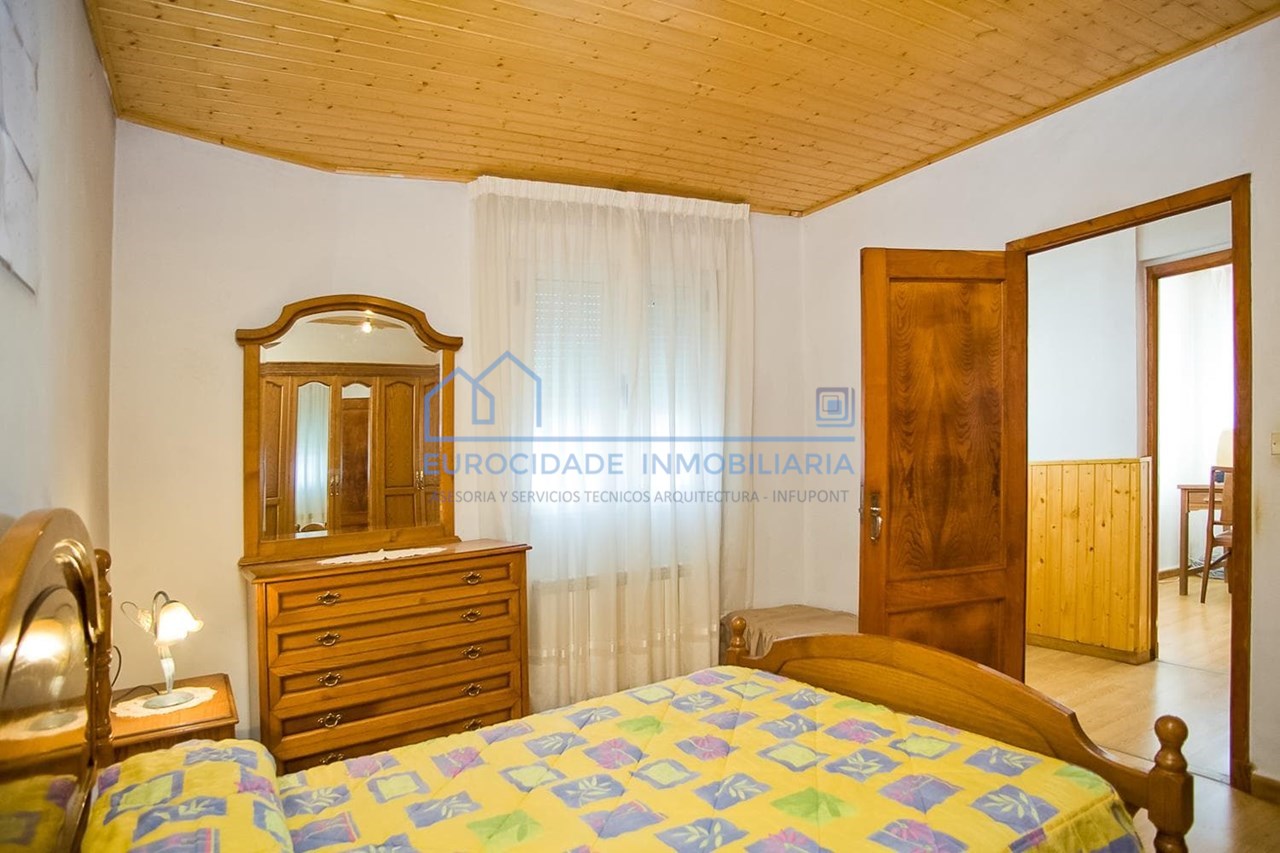 Foto 21 SE VENDE CASA EN VILARDEVÓS - OURENSE