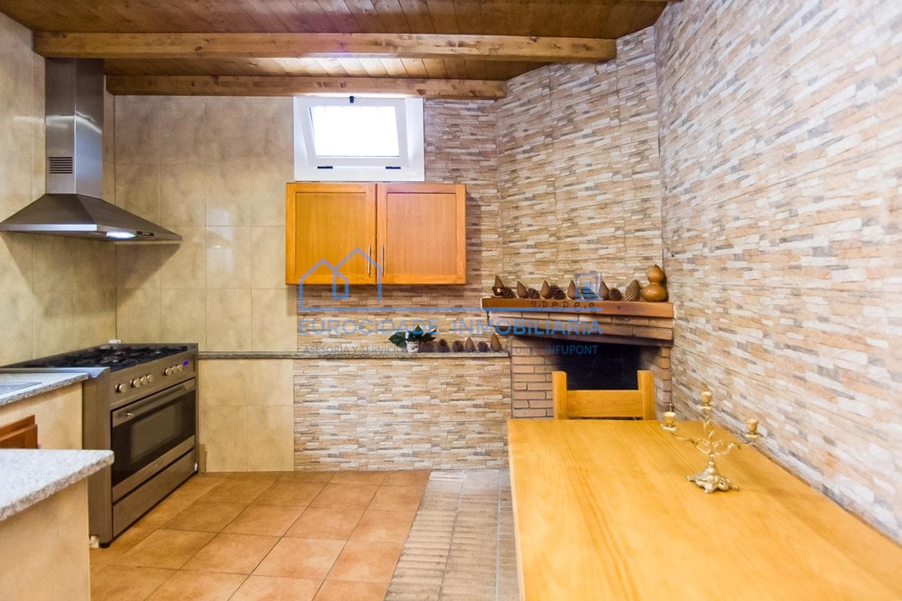 Foto 8 SE VENDE CASA EN VILARDEVÓS - OURENSE