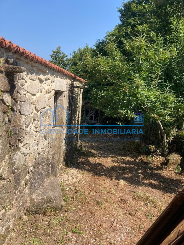 Foto 12 Se vende parcela con casa para restaurar